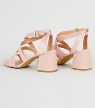 Load image into Gallery viewer, NEW LOOK - STRAPPY SANDALS